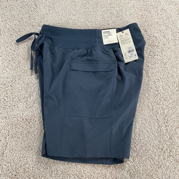 CALIA Womens Ardosia Slate TrueLight Bermuda 7 Inch Mid-Rise Shorts XS NWT - Picture 3 of 7